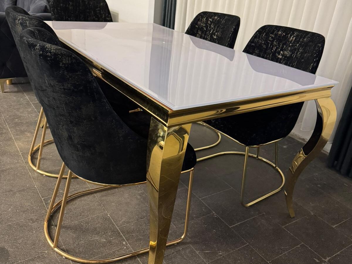 Gold Esstisch + 5x Polsterstühle