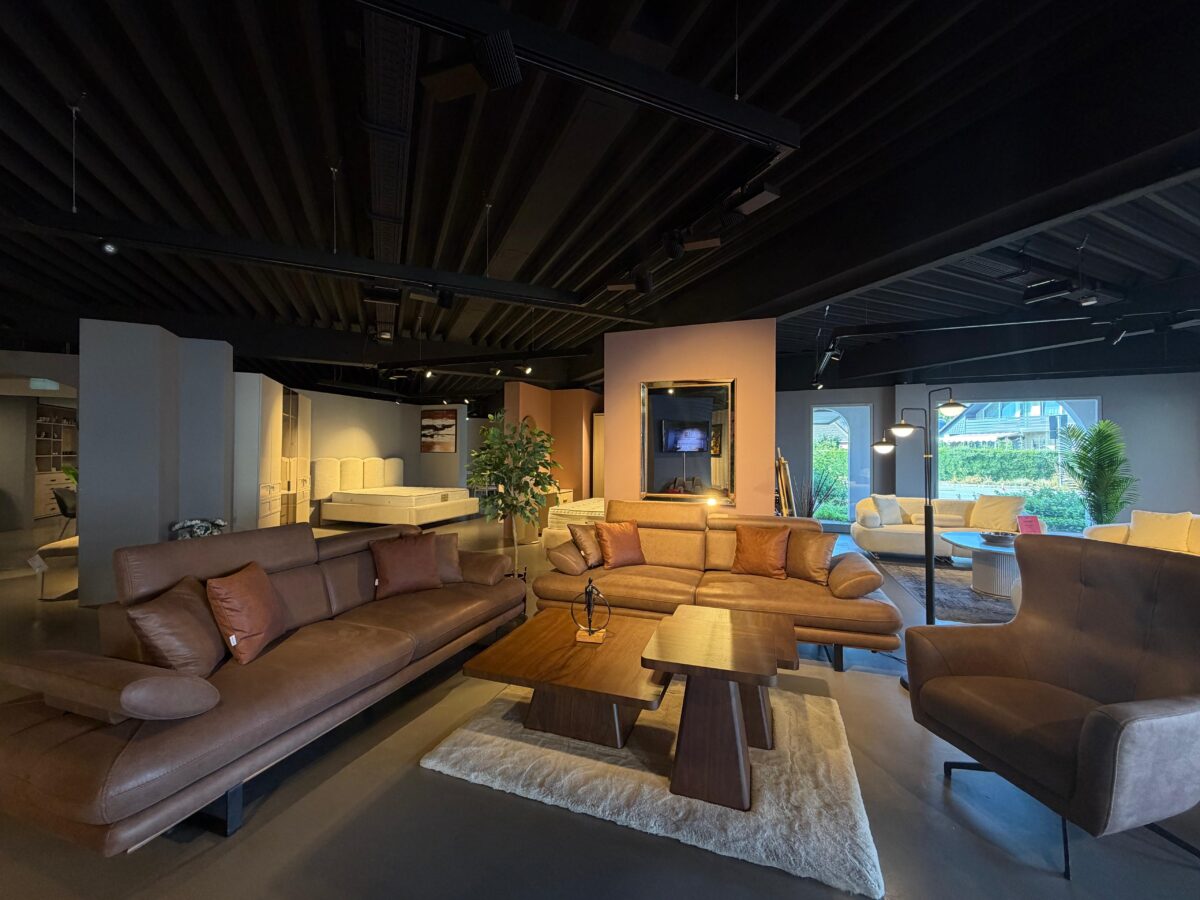 Tesla Sofa Set